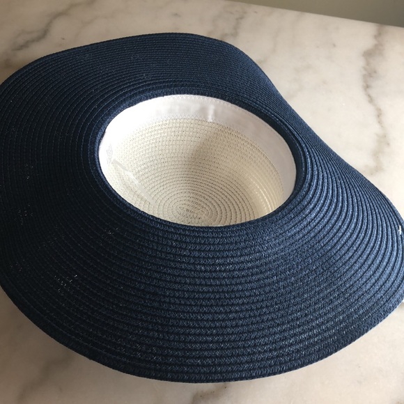 #69 American Flag Hat